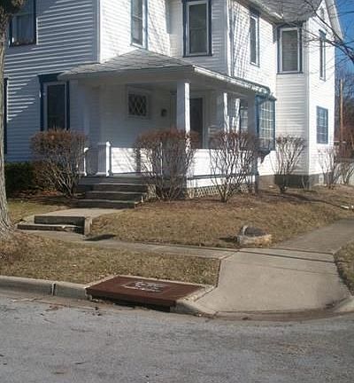 2nd image of 240 S 7th St