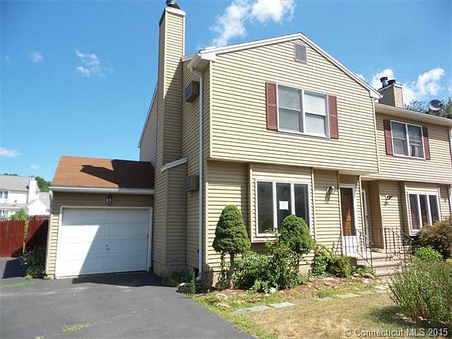 1st image of 39 Rossetto Dr