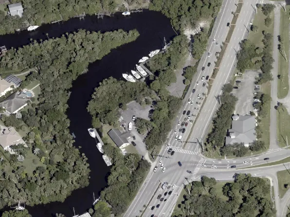 7290 S Kanner Highway, Stuart, FL 34997