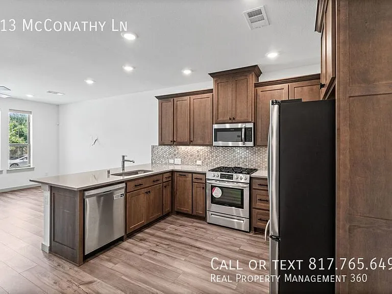 313 McConathy Way — Photo 8