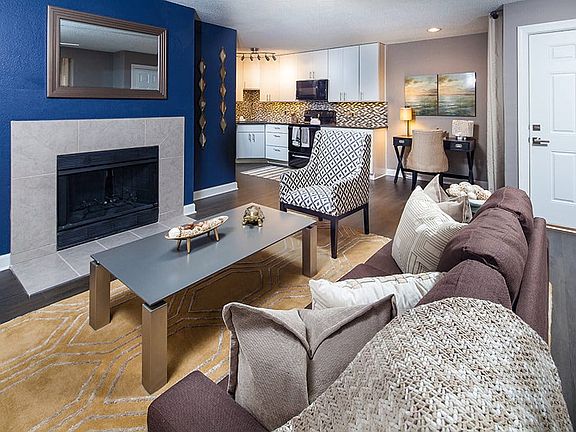 2nd image of 100 Heritage Pointe Rd #112B