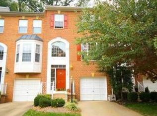 1214 Wild Hawthorn Way, Reston, VA 20194