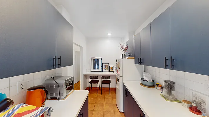 Rented by Emor Management Inc. | media 11