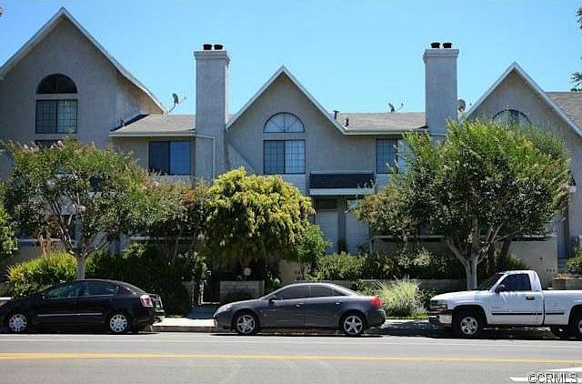 1st image of 4220 Colfax Ave APT 114