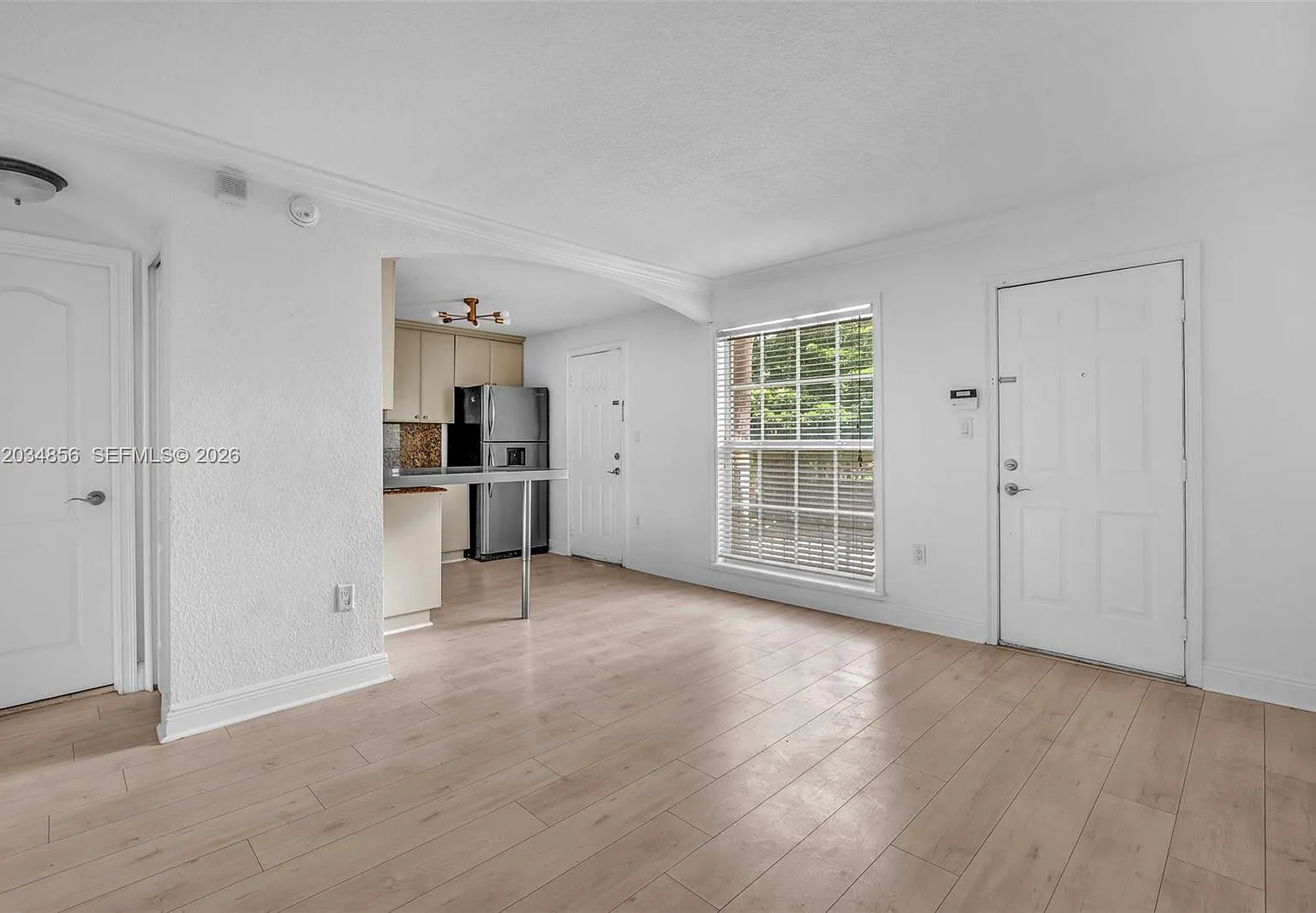 Virginia Pointe Condo — Photo 2