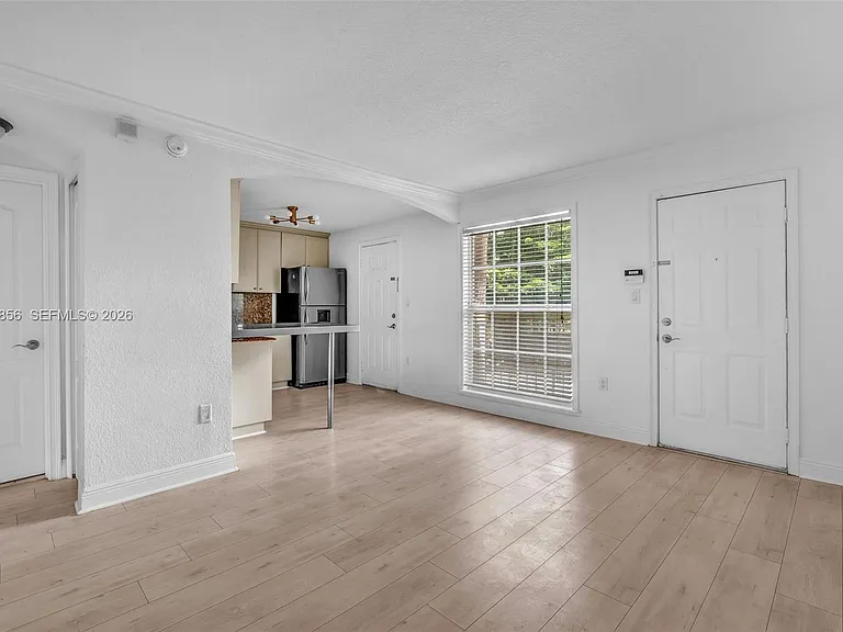 3245 Virginia St #24 — Photo 2