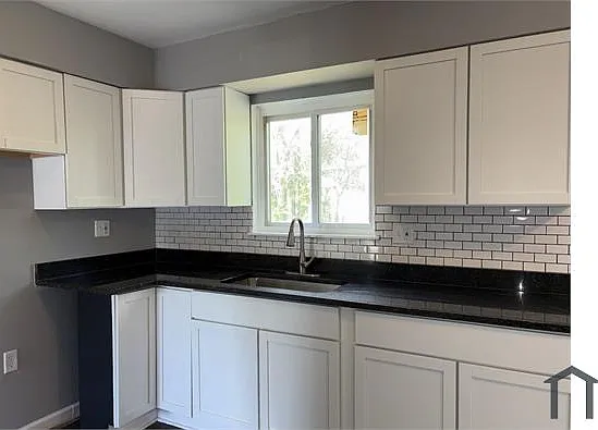 4 bed, 1306 sqft, $1,500 — Photo 4