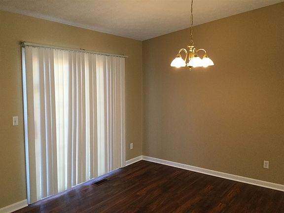 4th image of 1312 Cross Creek Dr