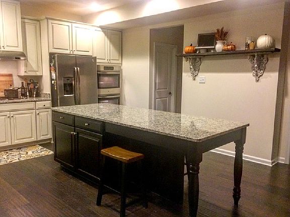 4th image of 12821 Bailey Hill Ct