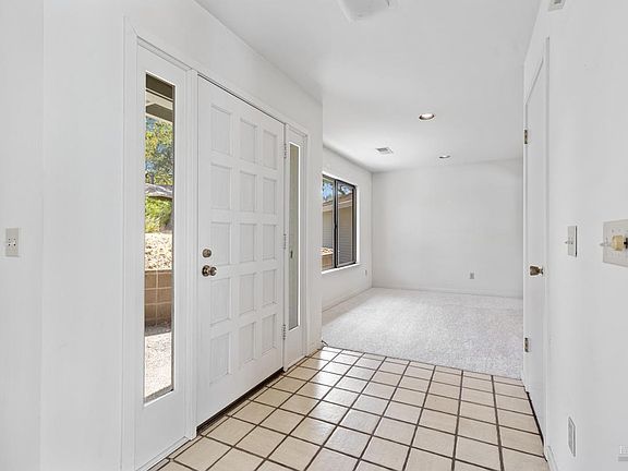4th image of 712 Coney Court