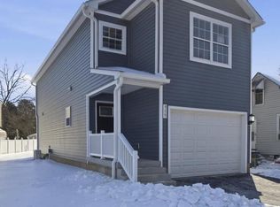 715 Hammonds Ln, Baltimore, MD 21225