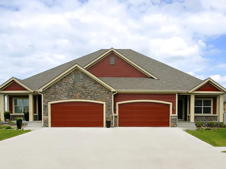 Centennial Pointe West — Photo 13