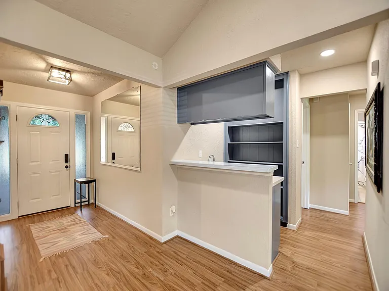 21902 Meadowhill Dr — Photo 11