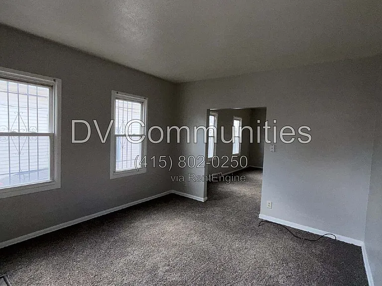 3417 Storer Ave — Photo 2