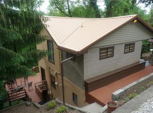 30 Estill Dr, Charleston, WV 25314