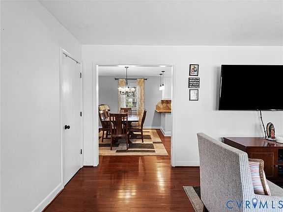 3rd image of 2761 Ionis Ln