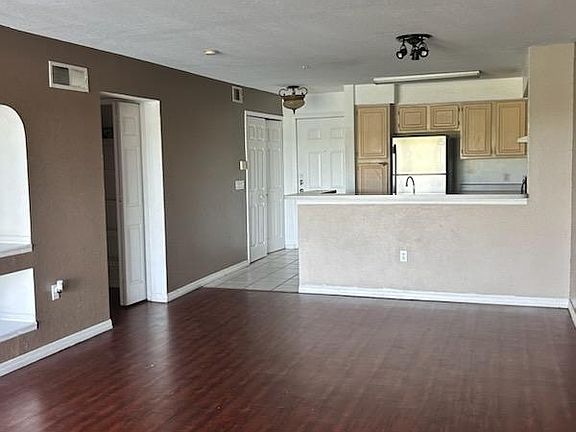 2nd image of 13815 Fairway Island Dr APT 1332