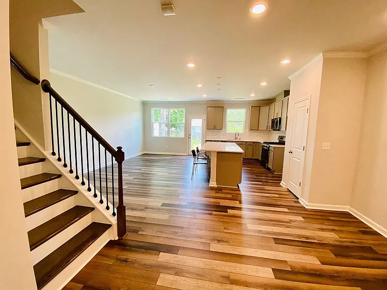 209 Gremar Dr — Photo 15