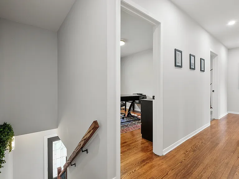 1902 Featherston Dr #1902 — Photo 34