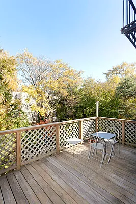 Sold by Brooklyn Bridge | media 6