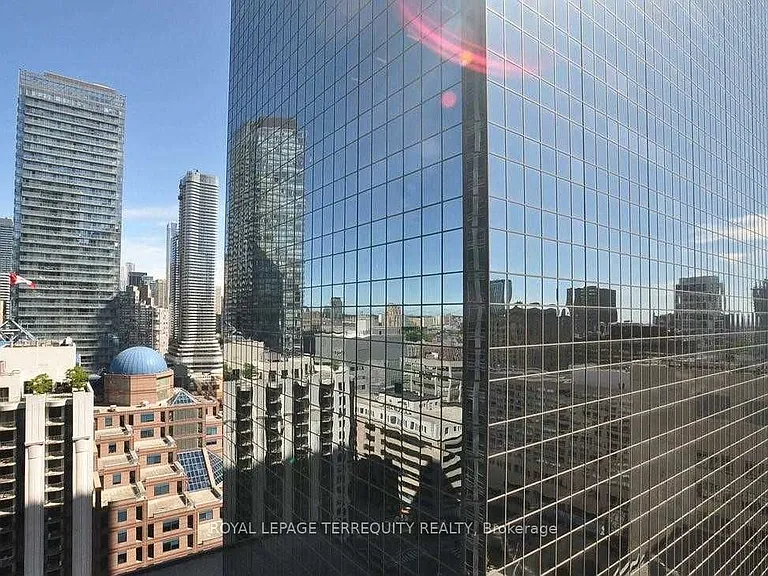 763 Bay St #2401 — Photo 13