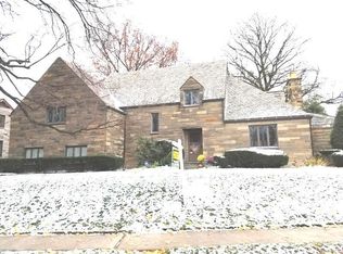 21 Wellington Dr, Pittsburgh, PA 15229