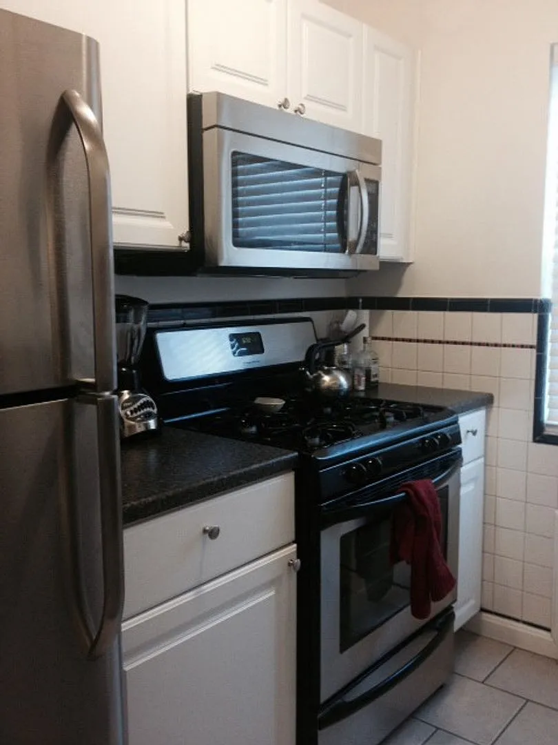 3416 Shaw — Photo 3