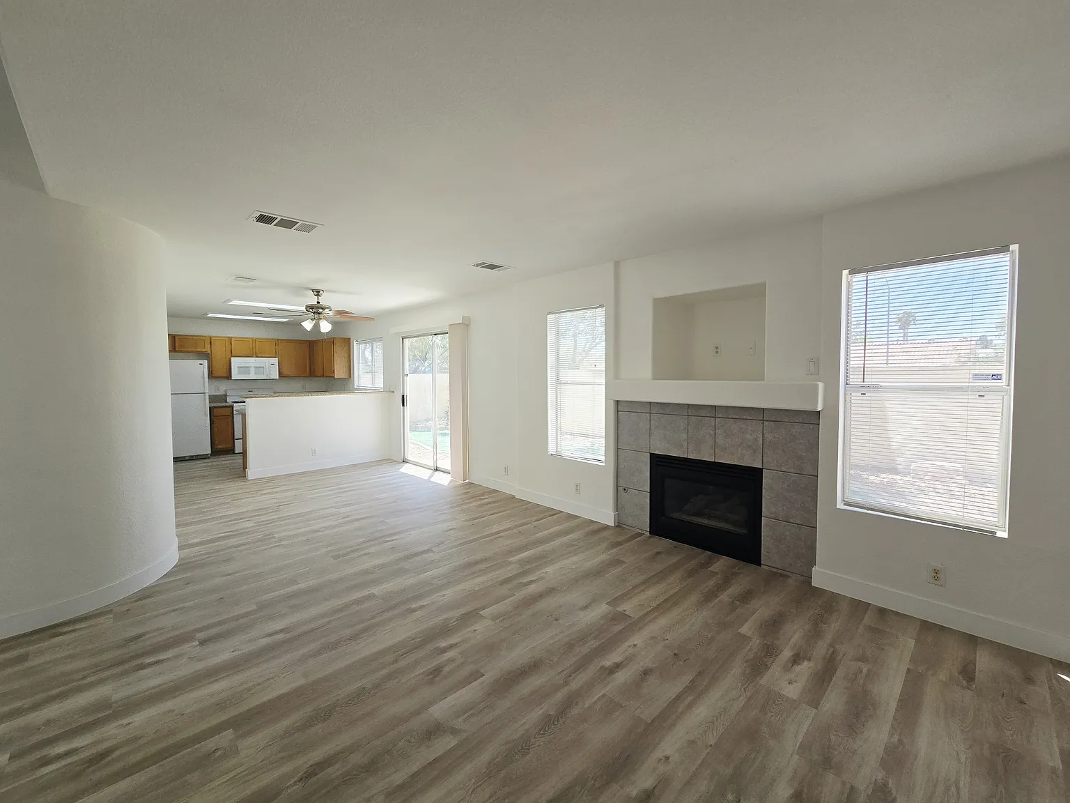 7201 Scenic Desert Ct - 1 — Photo 3