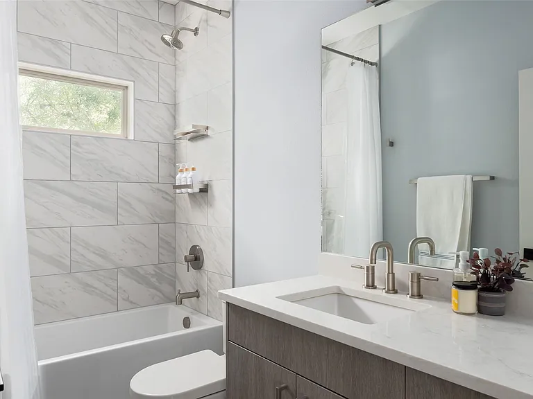 1193 E M Franklin Ave #2 — Photo 12