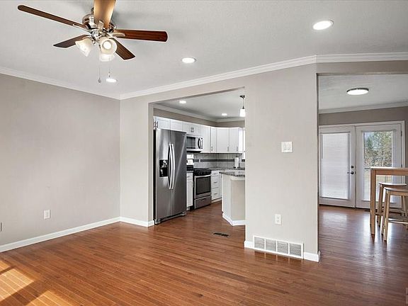 5th image of 24975 South Rd