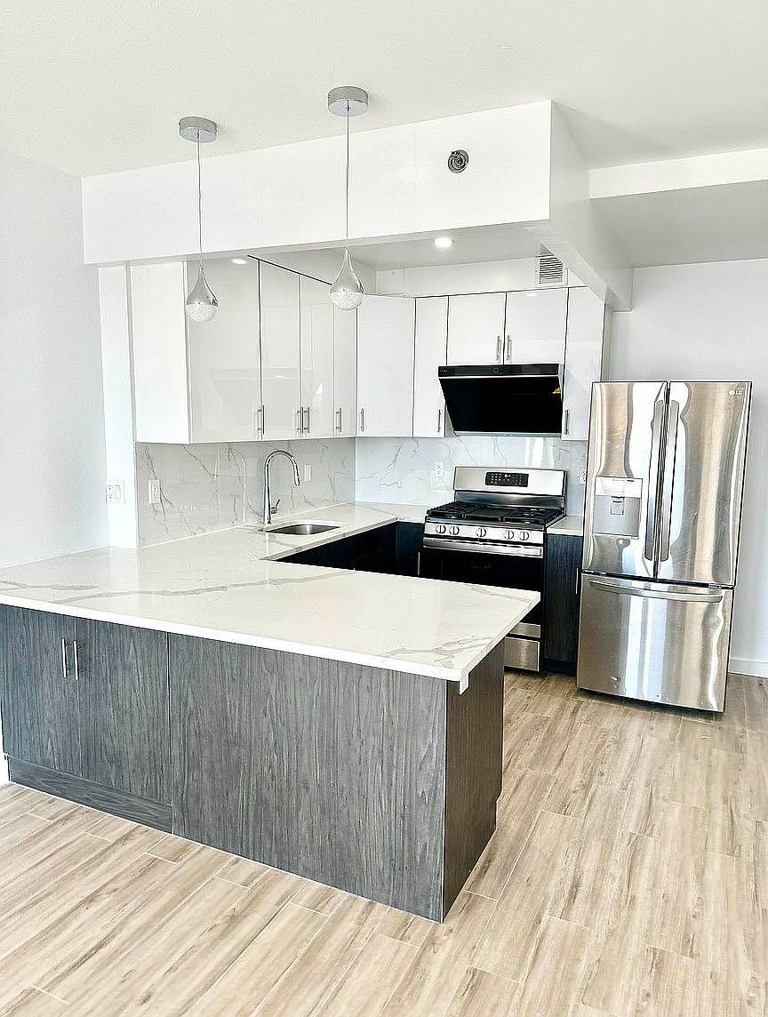 7065 Queens Blvd 3C, Woodside, NY 11377 Zillow