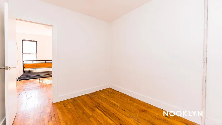 Rented by Nooklyn NYC LLC | media 45