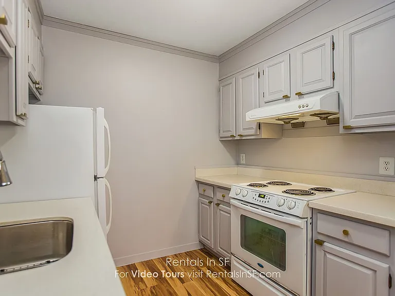 120 Joice St #302 — Photo 15