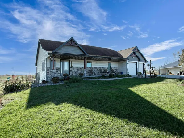 N2636 Sumac Rd, Pulaski, WI 54162