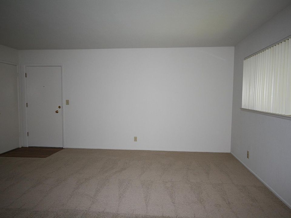 2nd image of 1658 Stokes St APT 4