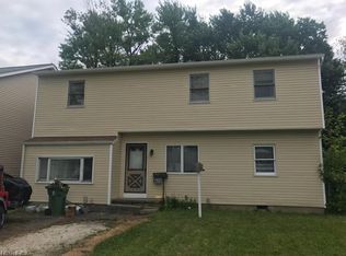 425 Quentin Rd, Eastlake, OH 44095