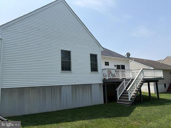 5th image of 232 Charlan Blvd
