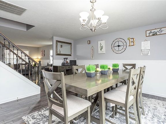 5th image of 7844 Harshaw Dr