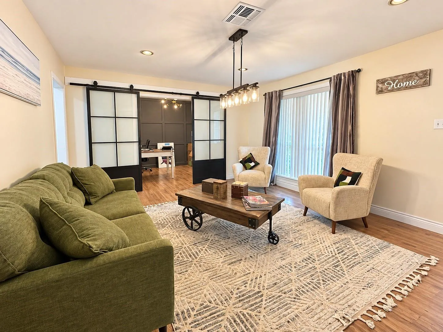 4 bed, 3.0 bath, 2182 sqft, $3,295 — Photo 2