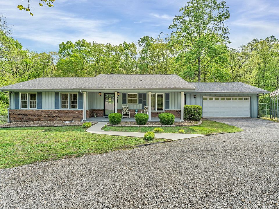1st image of 922 Hayes Rd
