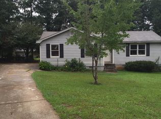 107 Julie Cir, Griffin, GA 30223