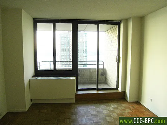 Rented by CCG Real Estate Brokerage | media 22