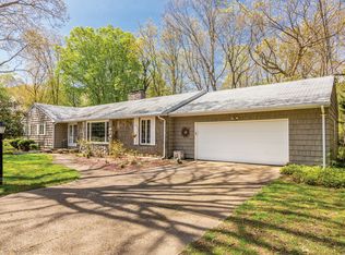 30 Bay View Dr, Sag Harbor, NY 11963