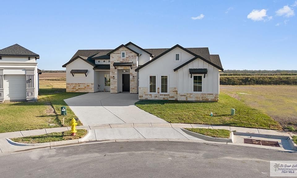 1st image of 149 Finch Dr