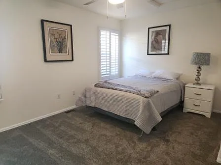 2nd queen bedroom upstairs with full adjoing bath.