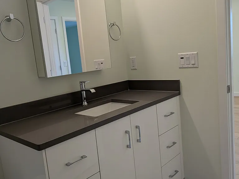 2414 N Stevens St #B — Photo 19