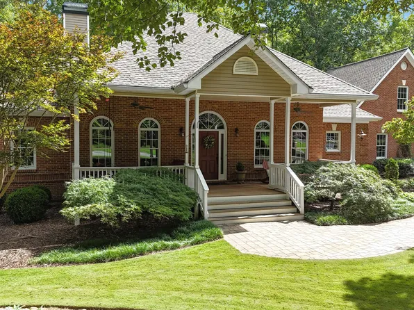 125 Jay Trl, Fayetteville, GA 30215