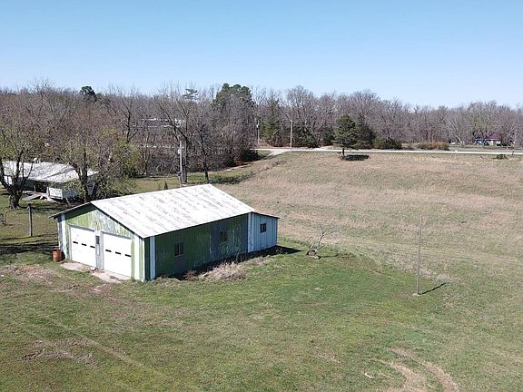 4th image of 000 Speedway Road