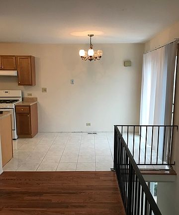 4th image of 321 Clearwater Ln #321