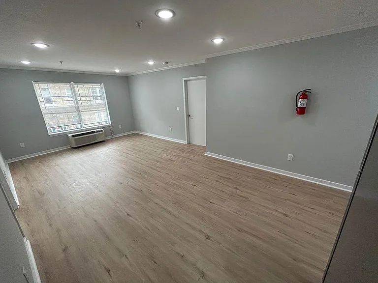 47 12th Ave #201 — Photo 11